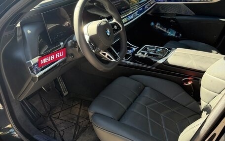 BMW 7 серия, 2024 год, 5 000 000 рублей, 8 фотография