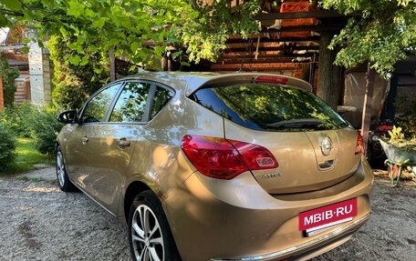 Opel Astra J, 2013 год, 500 000 рублей, 6 фотография