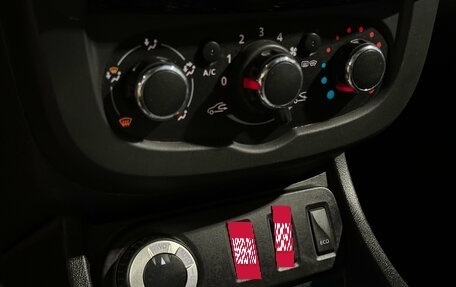 Renault Duster I рестайлинг, 2017 год, 1 400 000 рублей, 12 фотография