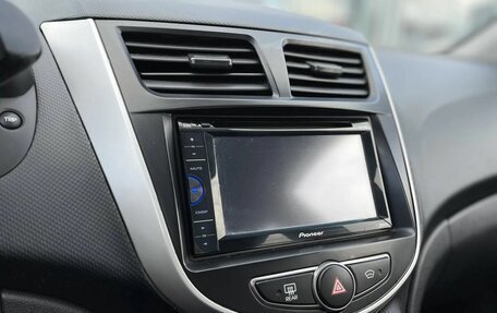 Hyundai Solaris II рестайлинг, 2014 год, 1 030 000 рублей, 9 фотография