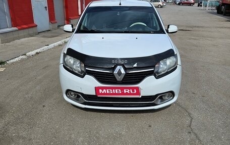 Renault Logan II, 2014 год, 385 000 рублей, 1 фотография