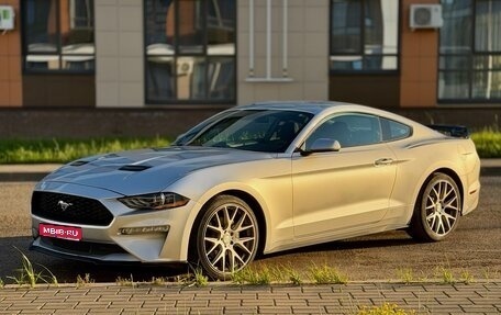 Ford Mustang VI рестайлинг, 2019 год, 3 390 000 рублей, 1 фотография