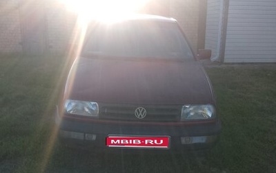 Volkswagen Vento, 1993 год, 160 000 рублей, 1 фотография