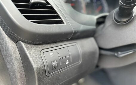 Hyundai Solaris II рестайлинг, 2014 год, 1 030 000 рублей, 12 фотография