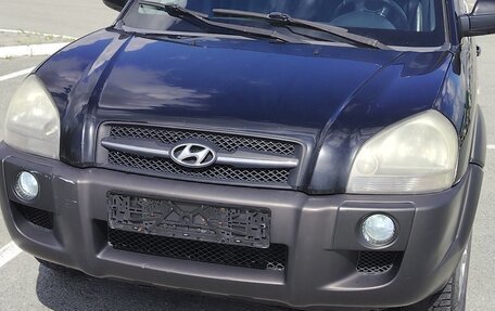 Hyundai Tucson III, 2005 год, 700 000 рублей, 14 фотография