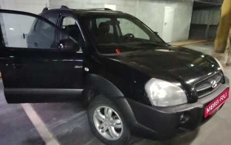 Hyundai Tucson III, 2005 год, 700 000 рублей, 9 фотография