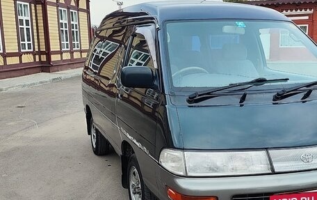 Toyota Town Ace III, 1996 год, 780 000 рублей, 4 фотография
