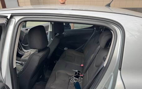 Peugeot 308 II, 2013 год, 600 000 рублей, 10 фотография