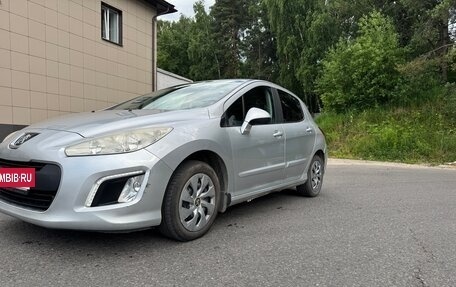 Peugeot 308 II, 2013 год, 600 000 рублей, 2 фотография