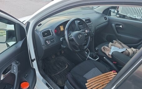 Volkswagen Polo VI (EU Market), 2017 год, 950 000 рублей, 4 фотография