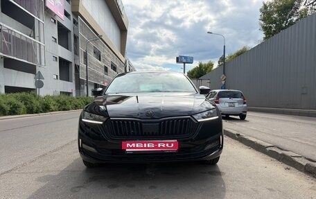 Skoda Octavia IV, 2021 год, 2 400 000 рублей, 2 фотография