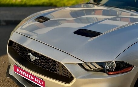Ford Mustang VI рестайлинг, 2019 год, 3 390 000 рублей, 7 фотография