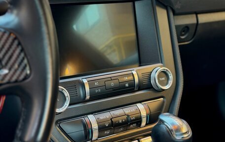 Ford Mustang VI рестайлинг, 2019 год, 3 390 000 рублей, 19 фотография