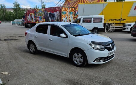 Renault Logan II, 2014 год, 385 000 рублей, 7 фотография