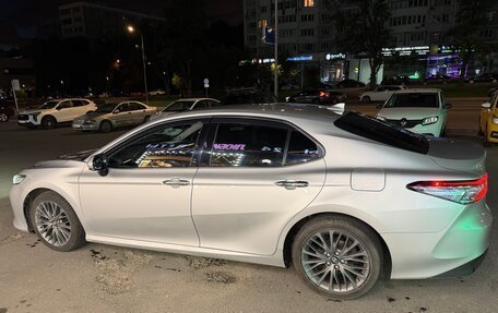 Toyota Camry, 2018 год, 2 980 000 рублей, 5 фотография