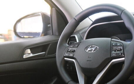 Hyundai Tucson III, 2018 год, 2 059 000 рублей, 13 фотография