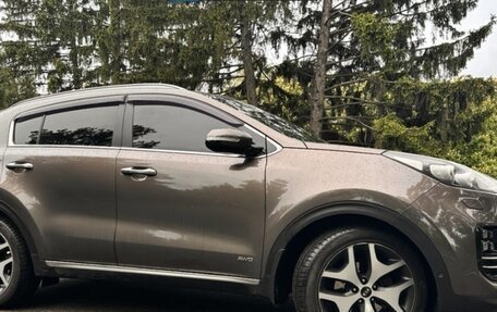 KIA Sportage IV рестайлинг, 2018 год, 2 000 000 рублей, 3 фотография