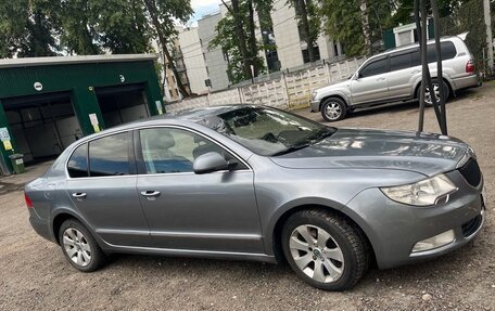 Skoda Superb III рестайлинг, 2013 год, 930 000 рублей, 6 фотография