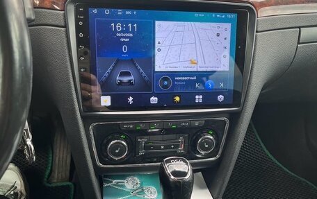 Skoda Superb III рестайлинг, 2013 год, 930 000 рублей, 9 фотография