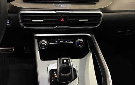 Geely Coolray I, 2022 год, 1 400 000 рублей, 4 фотография