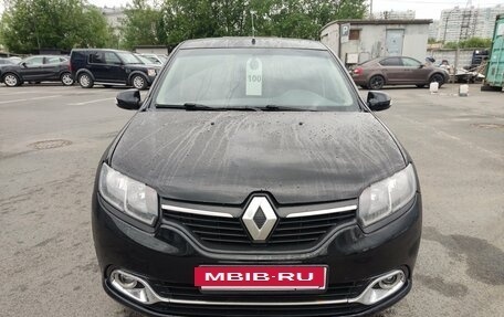 Renault Logan II, 2017 год, 669 000 рублей, 2 фотография