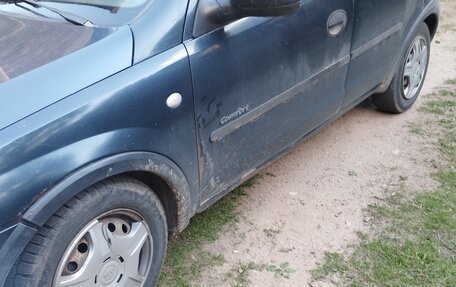 Opel Corsa C рестайлинг, 2001 год, 150 000 рублей, 3 фотография