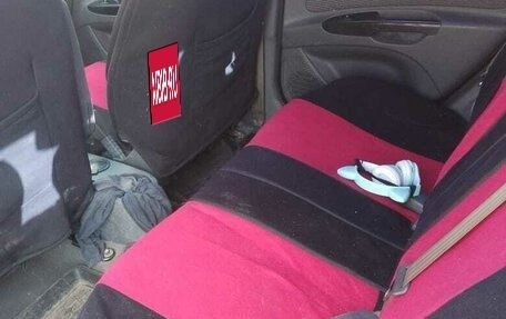 KIA Rio II, 2010 год, 600 000 рублей, 3 фотография