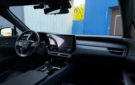 Lexus RX IV рестайлинг, 2023 год, 11 300 000 рублей, 31 фотография