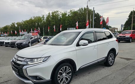 Mitsubishi Outlander III рестайлинг 3, 2018 год, 2 149 995 рублей, 3 фотография
