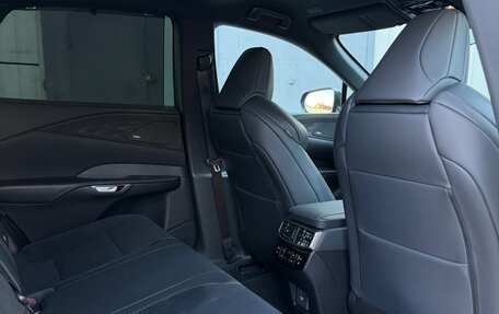 Lexus RX IV рестайлинг, 2023 год, 11 300 000 рублей, 35 фотография