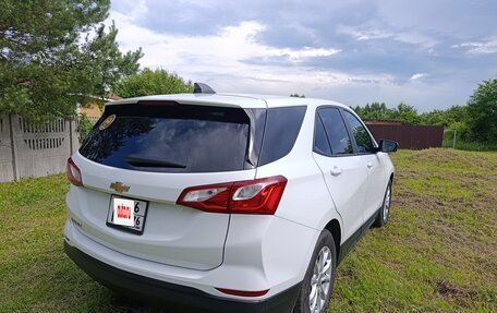 Chevrolet Equinox III, 2020 год, 1 800 000 рублей, 4 фотография
