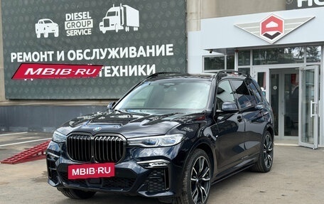 BMW X7, 2021 год, 7 500 000 рублей, 3 фотография