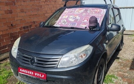 Renault Sandero I, 2010 год, 250 000 рублей, 1 фотография