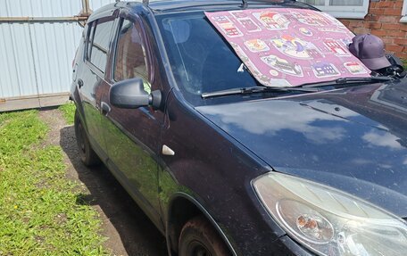 Renault Sandero I, 2010 год, 250 000 рублей, 2 фотография