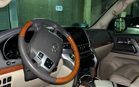 Toyota Land Cruiser 200, 2013 год, 3 800 000 рублей, 7 фотография