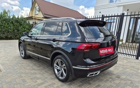 Volkswagen Tiguan II, 2021 год, 3 290 000 рублей, 4 фотография