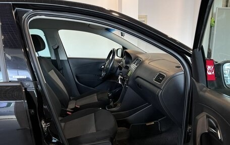 Volkswagen Polo VI (EU Market), 2014 год, 926 000 рублей, 29 фотография
