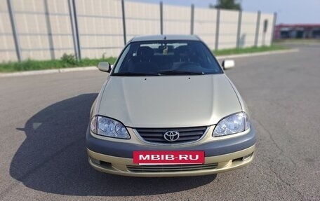 Toyota Avensis III рестайлинг, 2001 год, 470 000 рублей, 5 фотография