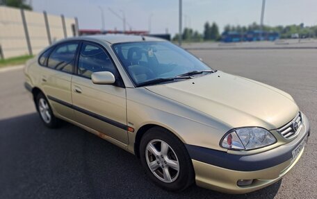 Toyota Avensis III рестайлинг, 2001 год, 470 000 рублей, 7 фотография