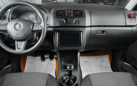 Skoda Fabia II, 2014 год, 679 000 рублей, 13 фотография