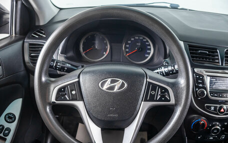 Hyundai Solaris II рестайлинг, 2015 год, 849 000 рублей, 15 фотография