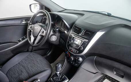 Hyundai Solaris II рестайлинг, 2015 год, 849 000 рублей, 11 фотография
