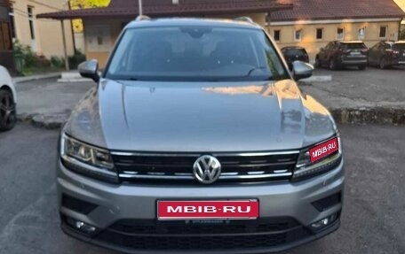 Volkswagen Tiguan II, 2019 год, 2 500 000 рублей, 1 фотография