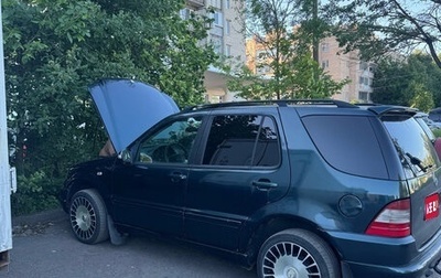 Mercedes-Benz M-Класс, 1998 год, 275 000 рублей, 1 фотография