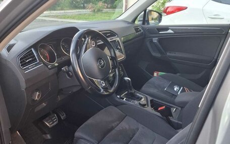 Volkswagen Tiguan II, 2019 год, 2 500 000 рублей, 8 фотография