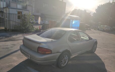 Dodge Stratus II, 2000 год, 120 000 рублей, 3 фотография