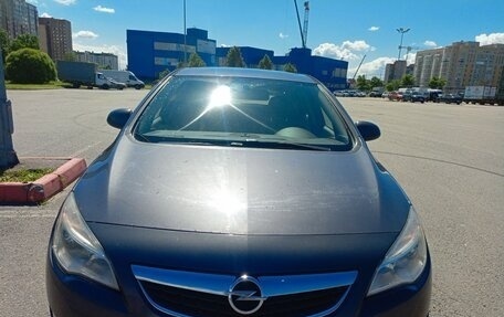 Opel Astra J, 2012 год, 670 000 рублей, 2 фотография