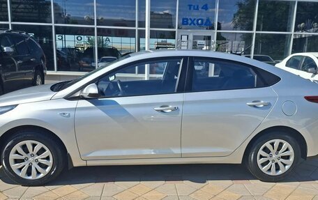Hyundai Solaris II рестайлинг, 2021 год, 1 690 000 рублей, 2 фотография