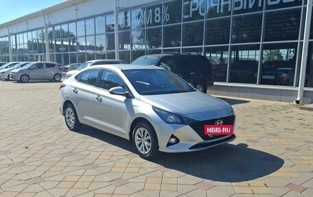 Hyundai Solaris II рестайлинг, 2021 год, 1 690 000 рублей, 6 фотография