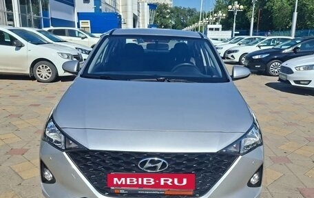 Hyundai Solaris II рестайлинг, 2021 год, 1 690 000 рублей, 15 фотография